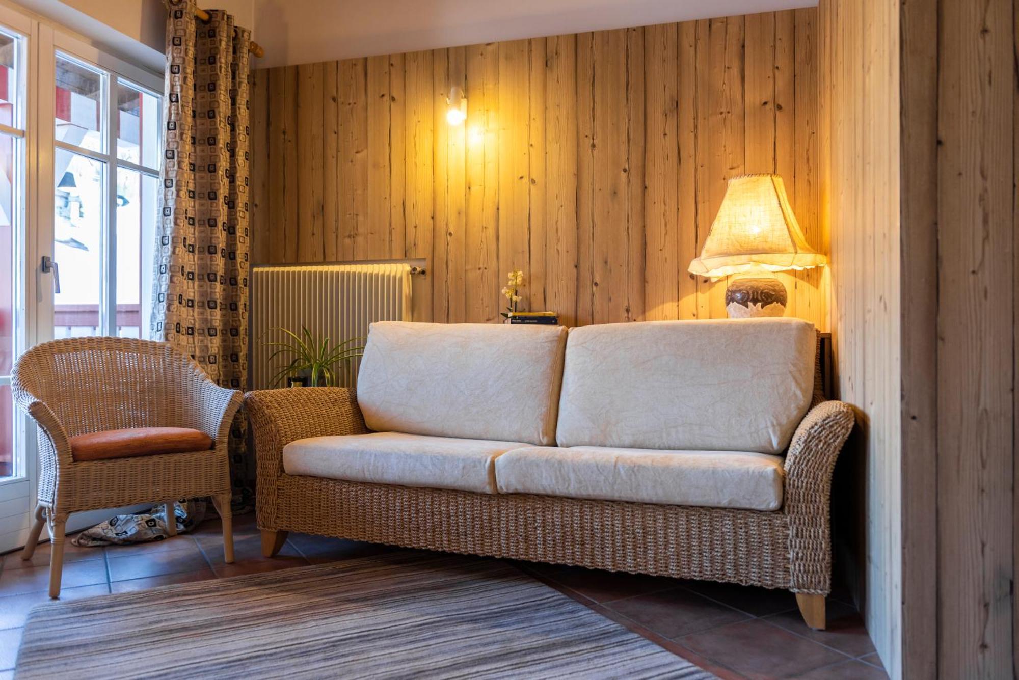 Ciasa Buro - Resh Lägenhet Moena Exteriör bild